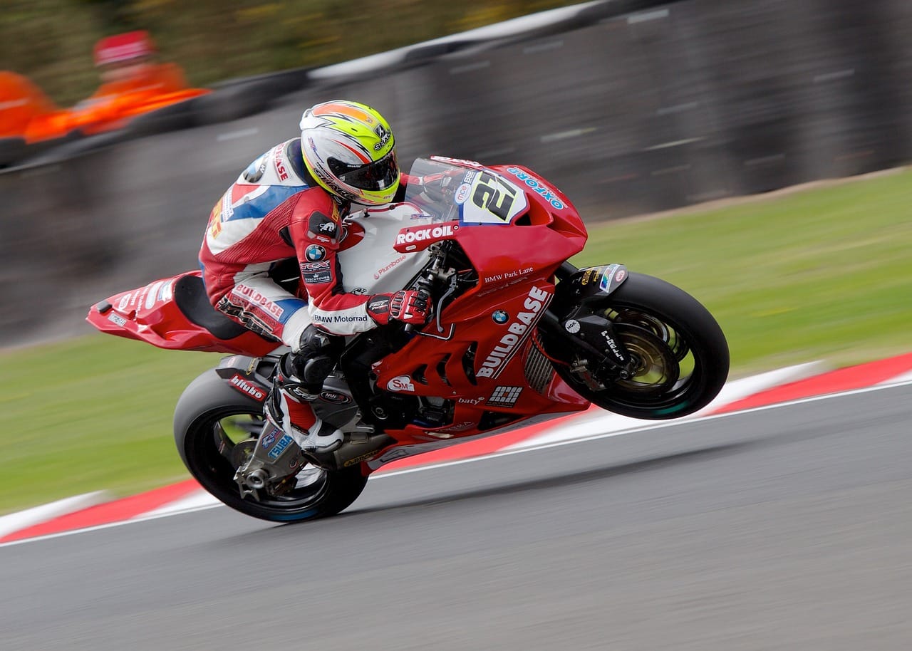 superbike-930715_1280 superbike-930715_1280